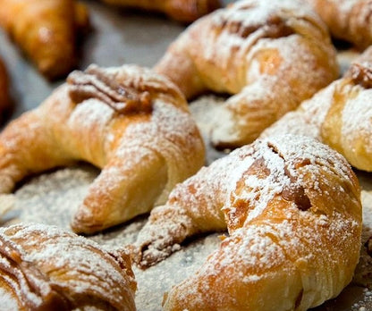 Mini Medialuna Rellena Manjar